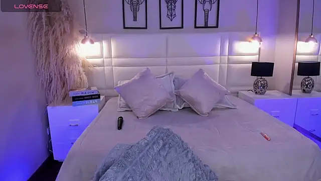 Snapshot of Valeria_carter chatting on February 5, 2026, 3:44 am Valeria carter online show from February 5, 2026, 3:44 am