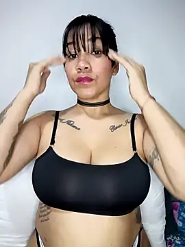 violettaa millerss online show from April 29, 2026, 12:37 am