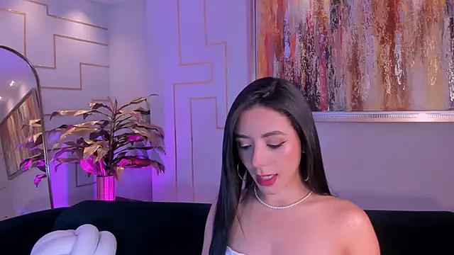 Snapshot of IsabellaMoreau chatting on October 11, 2025, 1:09 pm IsabellaMoreau online show from October 11, 2025, 1:09 pm