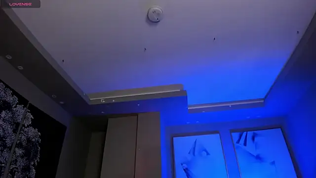 Snapshot of IsabellaMoreau chatting on November 17, 2025, 7:41 pm IsabellaMoreau online show from November 17, 2025, 7:41 pm