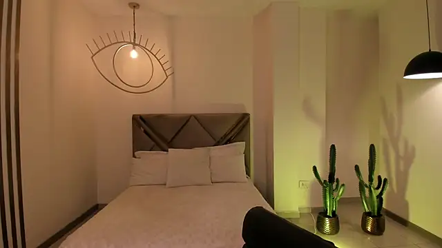 Snapshot of IsabellaMoreau chatting on January 10, 2026, 7:59 pm IsabellaMoreau online show from January 10, 2026, 7:59 pm