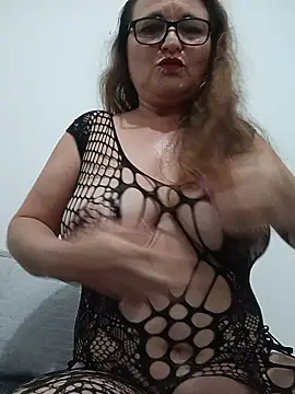 florecita 69 online show from June 18, 2026, 2:32 pm