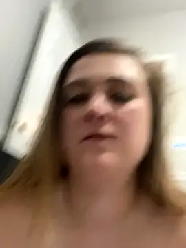 Snapshot of nataliesquirts4216 chatting on October 15, 2025, 1:50 am nataliesquirts4216 online show from October 15, 2025, 1:50 am