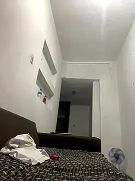 Snapshot of freedmar chatting on November 23, 2025, 4:23 am freedmar online show from November 23, 2025, 4:23 am