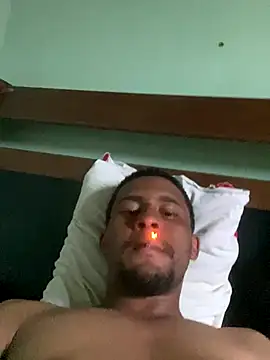 Snapshot of freedmar chatting on December 15, 2025, 8:24 pm freedmar online show from December 15, 2025, 8:24 pm