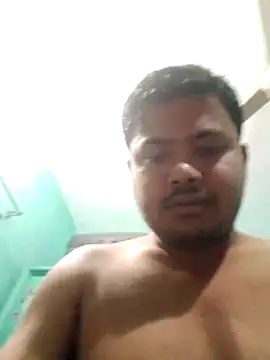 Snapshot of CatchingBouquet chatting on February 28, 2026, 3:02 pm CatchingBouquet online show from February 28, 2026, 3:02 pm