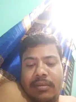 Snapshot of CatchingBouquet chatting on March 11, 2026, 2:56 pm CatchingBouquet online show from March 11, 2026, 2:56 pm