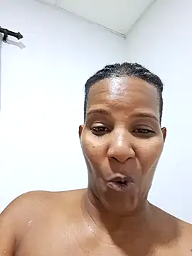 VikysDavis online show from October 7, 2025, 3:25 am