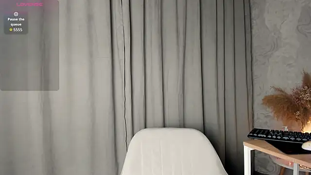 Snapshot of Katrina_Carter chatting on December 5, 2025, 3:26 am Katrina Carter online show from December 5, 2025, 3:26 am