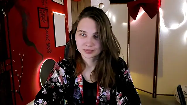 TessaMill online show from February 10, 2026, 5:44 am