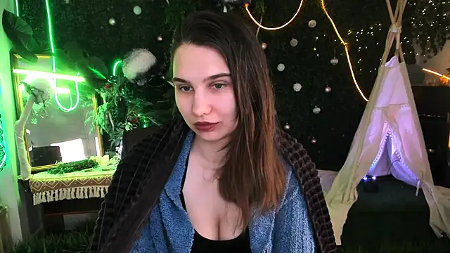 TessaMill online show from February 15, 2026, 6:10 am