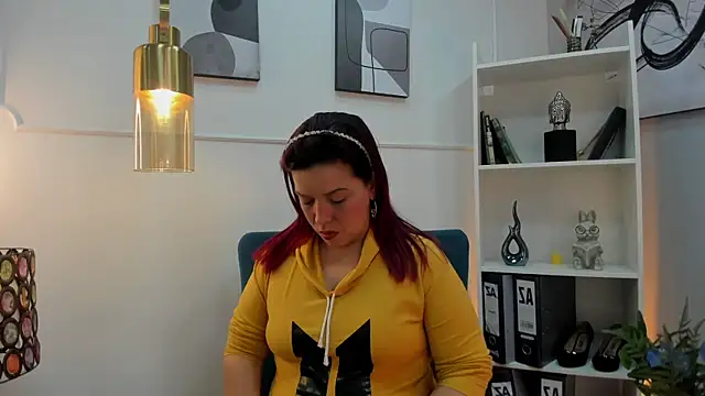 VeronicaBlake online show from June 14, 2026, 12:40 pm