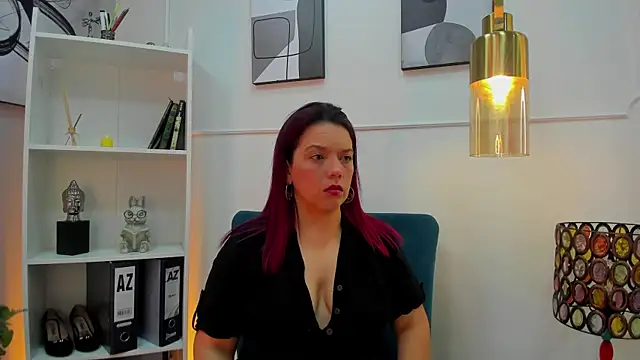 Snapshot of VeronicaBlake chatting on June 23, 2026, 12:58 pm VeronicaBlake online show from June 23, 2026, 12:58 pm