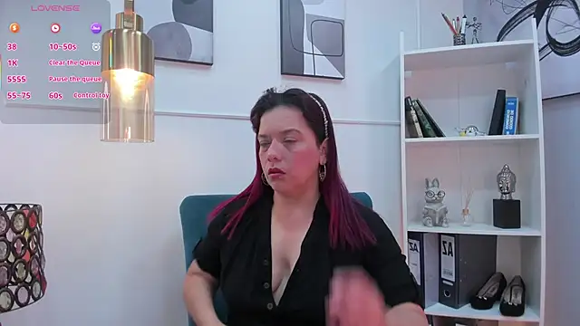 Snapshot of VeronicaBlake chatting on June 30, 2026, 1:12 pm VeronicaBlake online show from June 30, 2026, 1:12 pm