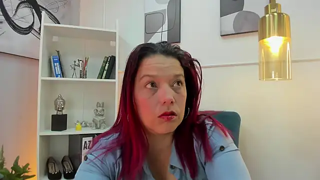 Snapshot of VeronicaBlake chatting on July 2, 2026, 12:55 pm VeronicaBlake online show from July 2, 2026, 12:55 pm