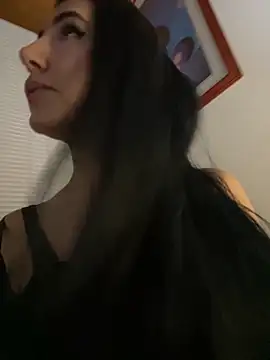 oh nina online show from November 25, 2025, 12:54 am