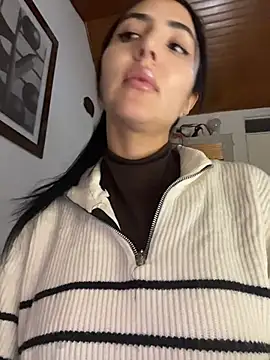 Snapshot of oh_nina chatting on April 17, 2026, 12:13 am oh nina online show from April 17, 2026, 12:13 am