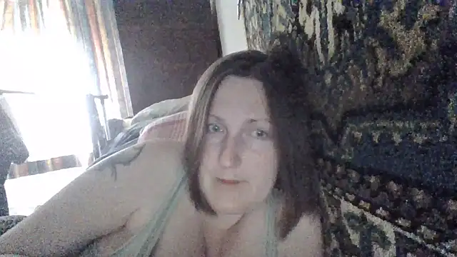 Snapshot of AllaSowinskaya chatting on May 8, 2026, 9:47 am AllaSowinskaya online show from May 8, 2026, 9:47 am