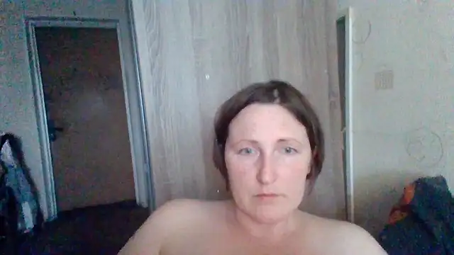Snapshot of AllaSowinskaya chatting on July 14, 2026, 10:32 am AllaSowinskaya online show from July 14, 2026, 10:32 am