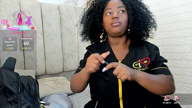 Snapshot of kiarazafira chatting on September 9, 2025, 2:05 pm kiarazafira online show from September 9, 2025, 2:05 pm