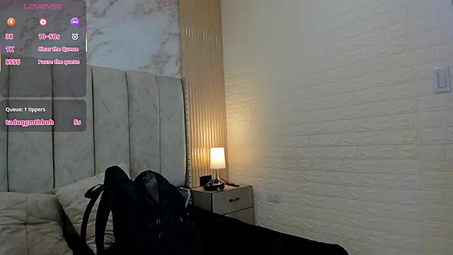 Snapshot of kiarazafira chatting on September 13, 2025, 10:26 am kiarazafira online show from September 13, 2025, 10:26 am