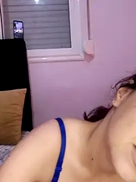 Snapshot of Capitana7 chatting on November 23, 2025, 1:49 am Capitana7 online show from November 23, 2025, 1:49 am