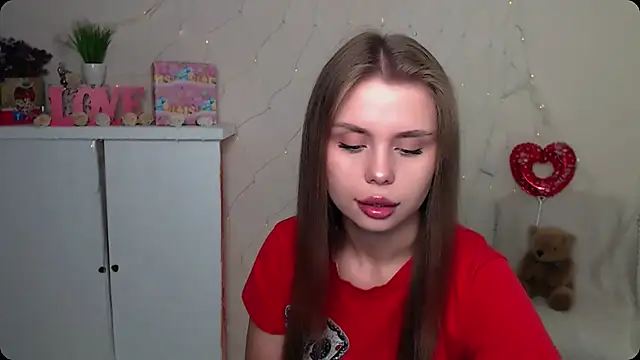 Snapshot of OceanicDawn chatting on September 10, 2025, 6:13 am OceanicDawn online show from September 10, 2025, 6:13 am