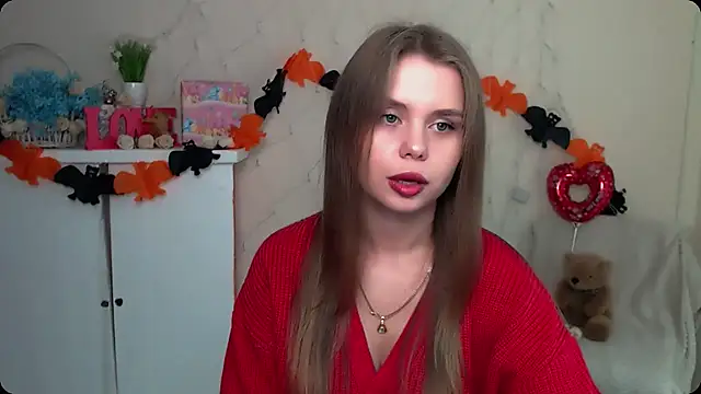 Snapshot of OceanicDawn chatting on October 7, 2025, 6:54 am OceanicDawn online show from October 7, 2025, 6:54 am