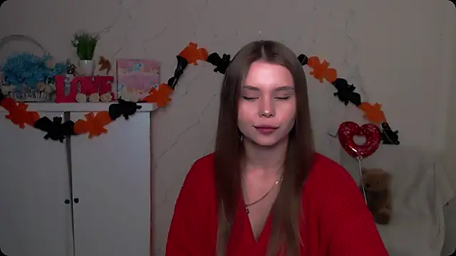 Snapshot of OceanicDawn chatting on October 27, 2025, 7:12 am OceanicDawn online show from October 27, 2025, 7:12 am