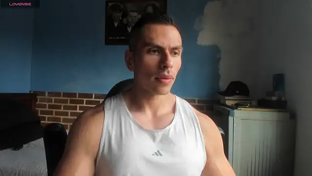 Snapshot of justinkarter chatting on June 12, 2026, 5:34 pm justinkarter online show from June 12, 2026, 5:34 pm
