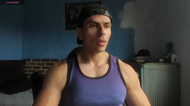 Snapshot of justinkarter chatting on June 19, 2026, 5:28 pm justinkarter online show from June 19, 2026, 5:28 pm