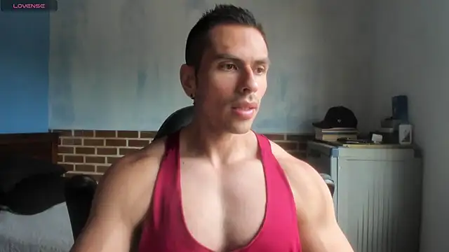 Snapshot of justinkarter chatting on June 20, 2026, 3:37 pm justinkarter online show from June 20, 2026, 3:37 pm