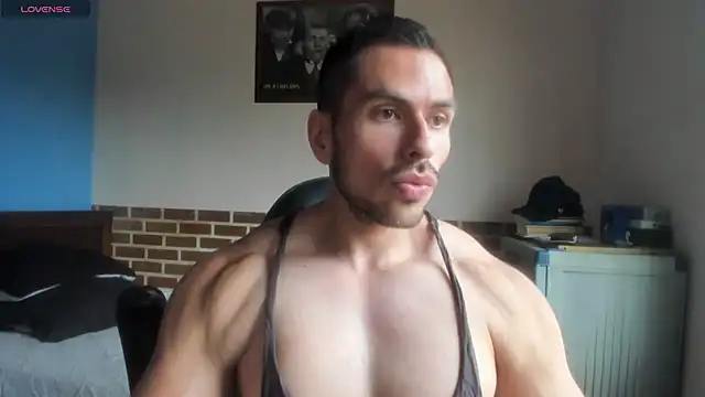 Snapshot of justinkarter chatting on July 17, 2026, 4:01 pm justinkarter online show from July 17, 2026, 4:01 pm