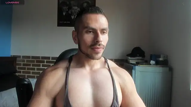 Snapshot of justinkarter chatting on July 20, 2026, 4:53 pm justinkarter online show from July 20, 2026, 4:53 pm