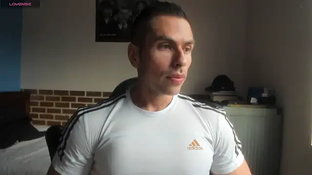Snapshot of justinkarter chatting on July 23, 2026, 5:33 pm justinkarter online show from July 23, 2026, 5:33 pm