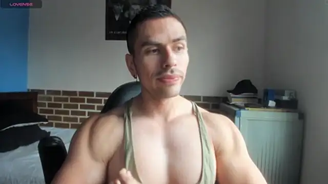 Snapshot of justinkarter chatting on July 25, 2026, 2:36 pm justinkarter online show from July 25, 2026, 2:36 pm