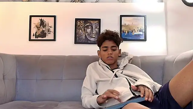 TWINKS FRIENDS online show from April 25, 2026, 1:25 pm