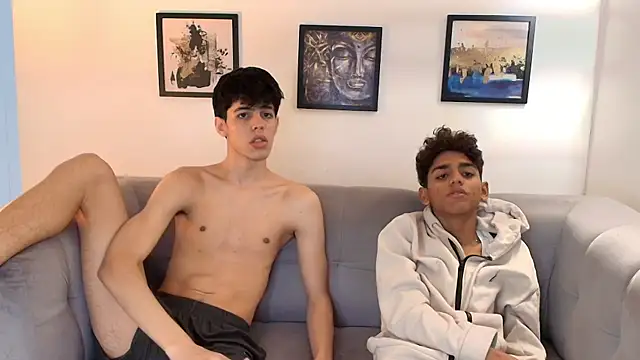 TWINKS FRIENDS online show from April 25, 2026, 1:41 pm