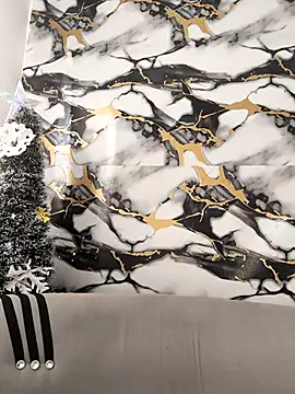 Hiroshi Shen online show from December 19, 2025, 1:07 pm