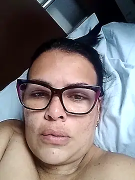 Snapshot of Oceanosexxx chatting on November 15, 2025, 7:32 pm Oceanosexxx online show from November 15, 2025, 7:32 pm