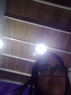 Snapshot of Oceanosexxx chatting on May 22, 2026, 1:39 pm Oceanosexxx online show from May 22, 2026, 1:39 pm