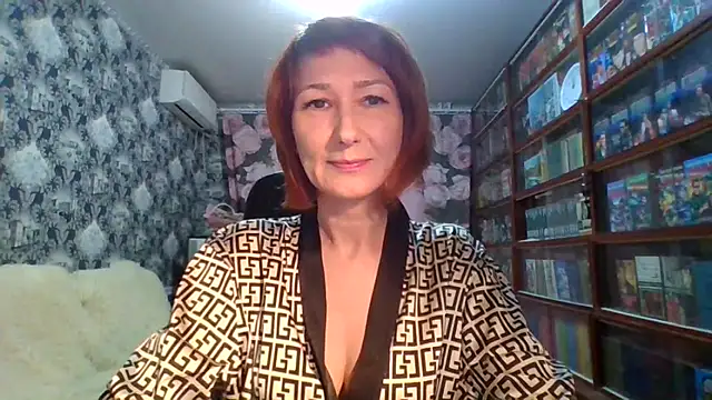 Snapshot of Pline1 chatting on December 1, 2025, 8:58 pm Pline1 online show from December 1, 2025, 8:58 pm