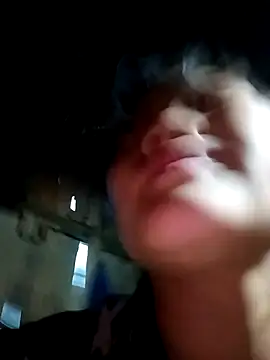 Snapshot of memeto_sexy chatting on December 5, 2025, 10:13 am memeto sexy online show from December 5, 2025, 10:13 am