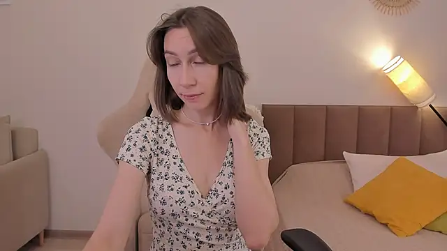 Snapshot of GoodGlamorGirl chatting on October 7, 2025, 3:58 am GoodGlamorGirl online show from October 7, 2025, 3:58 am