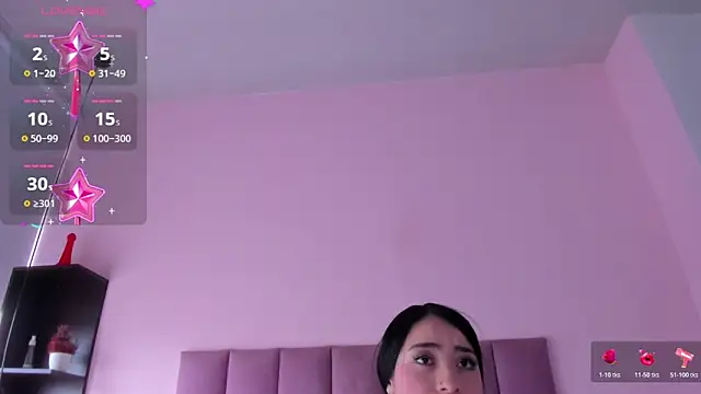 violet myerrs online show from October 31, 2025, 12:17 pm