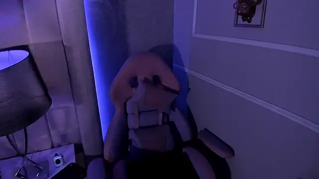 Snapshot of CherryMelon chatting on October 4, 2025, 4:10 am CherryMelon online show from October 4, 2025, 4:10 am