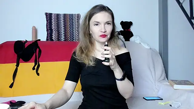 Snapshot of Katherine_Twilight chatting on February 20, 2025, 3:30 pm Katherine Twilight online show from February 20, 2025, 3:30 pm