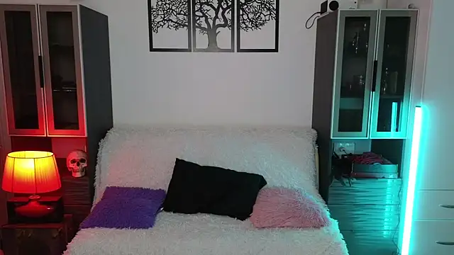 Snapshot of Lila_West chatting on December 8, 2024, 4:18 pm Lila West online show from December 8, 2024, 4:18 pm