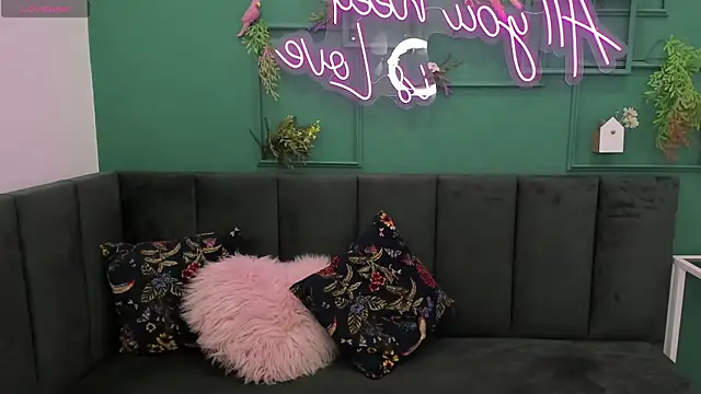 Snapshot of Kat__cat chatting on November 10, 2025, 1:37 am Kat cat online show from November 10, 2025, 1:37 am