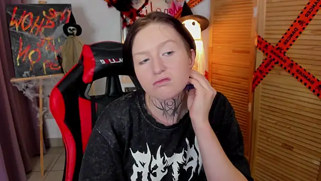 Snapshot of ayakskalermonss chatting on October 18, 2025, 2:18 pm ayakskalermonss online show from October 18, 2025, 2:18 pm